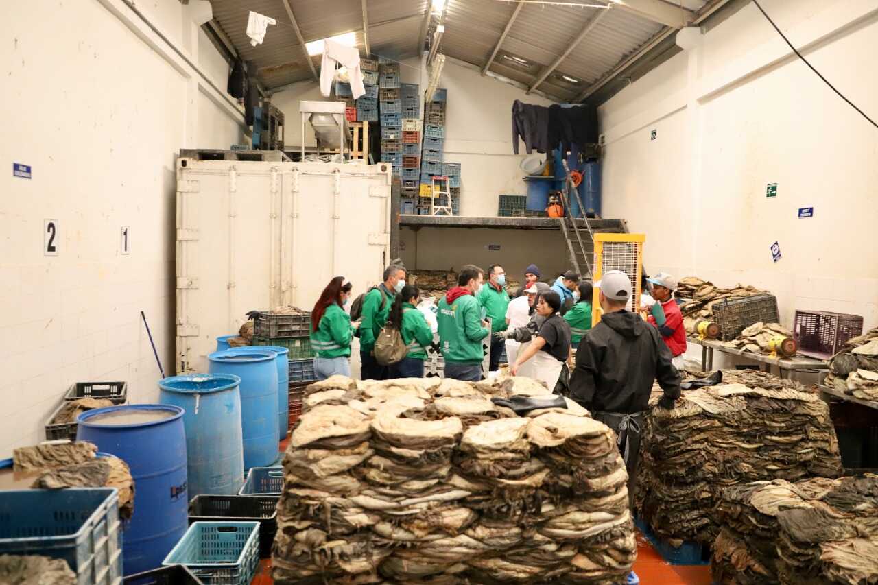 Por realizar vertimientos a espacio público, Secretaría de Ambiente impuso medida preventiva a una industria en Barrios Unidos