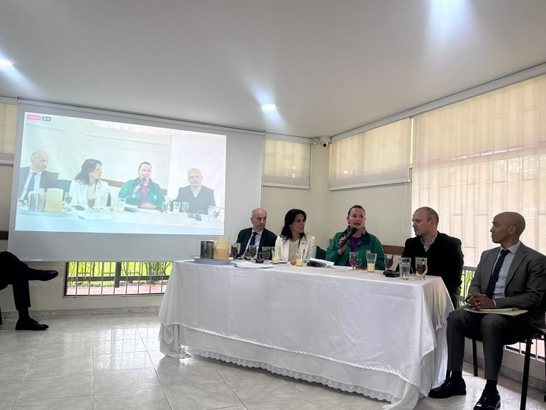 Secretaria de Ambiente Ecobarrio La Esmeralda